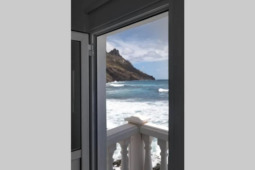 Horizonte Atlantico: Un Rincon En El Paraiso Azano 0*,